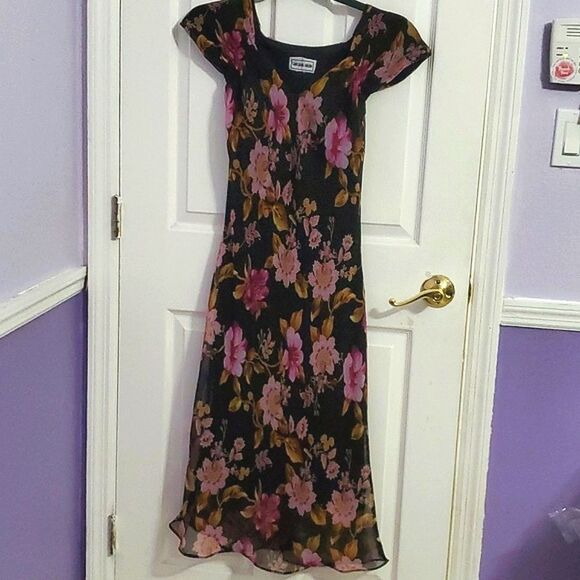 California Krush Black Pink Floral Boho Romantic Fit & Flowy Maxi Dress - Picture 1 of 10